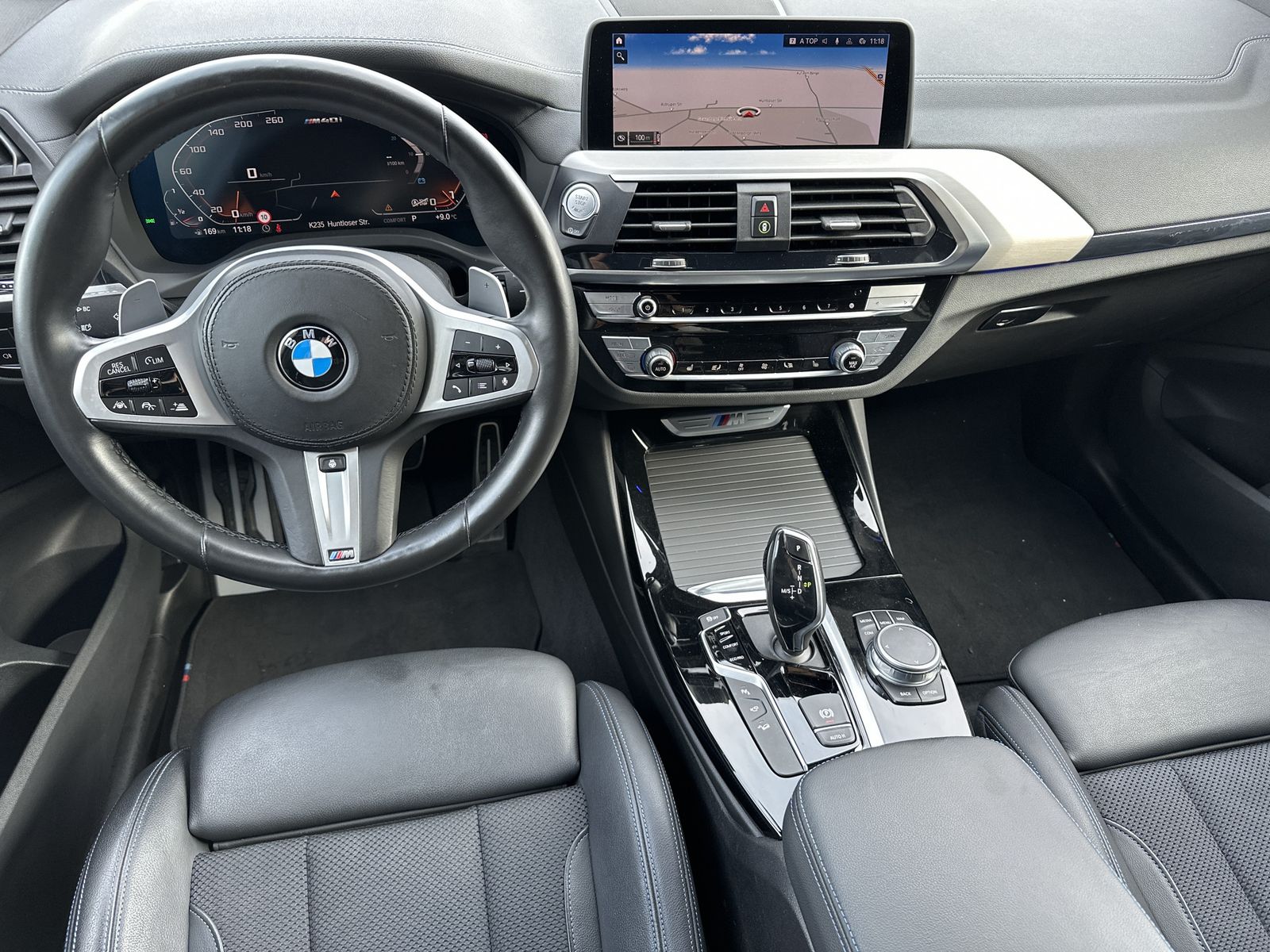 Fahrzeugabbildung BMW X3 M40i NAV+LED+HEAD-UP+ACC+WLAN+DAB+360°+H&K+PP