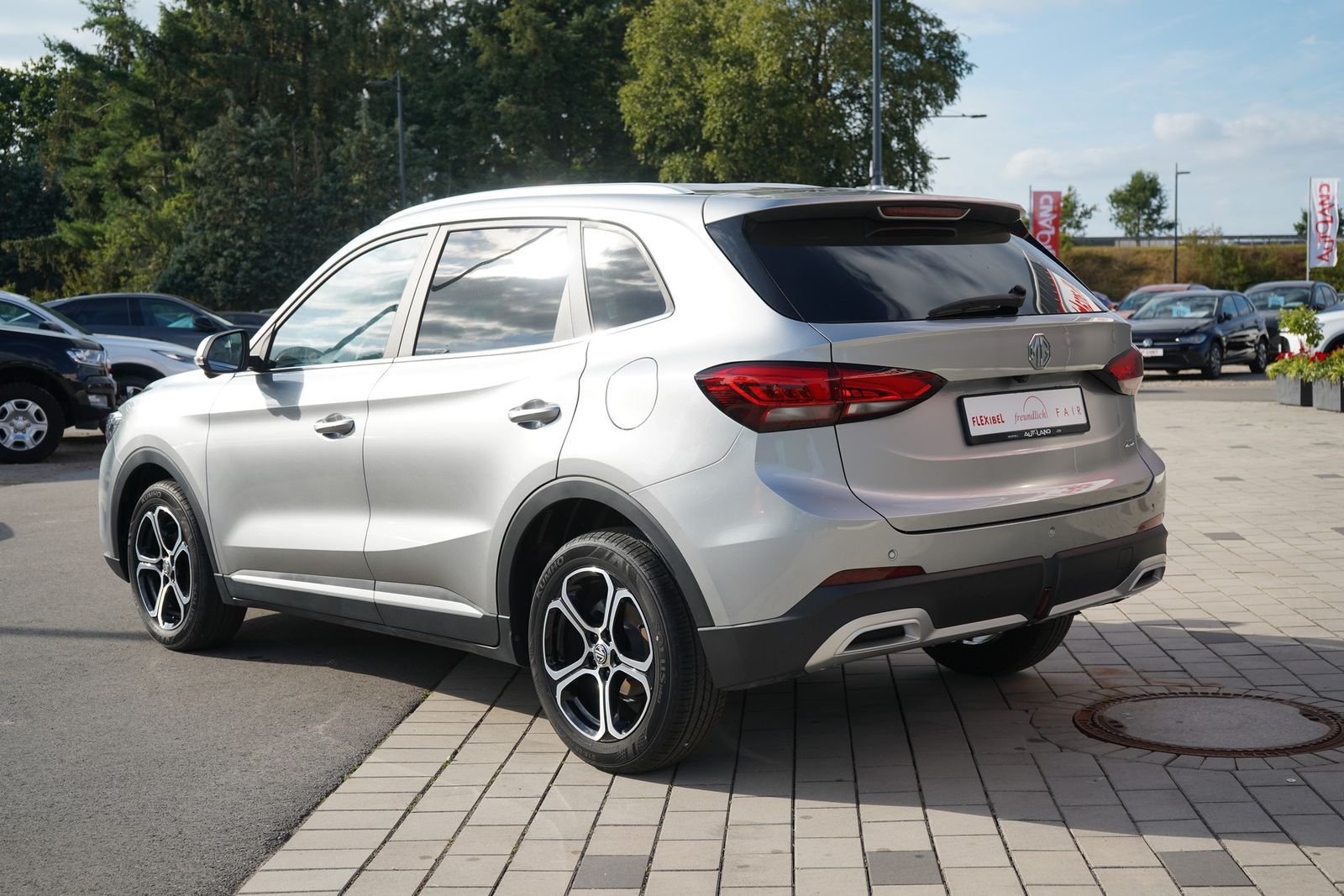 MG ZS