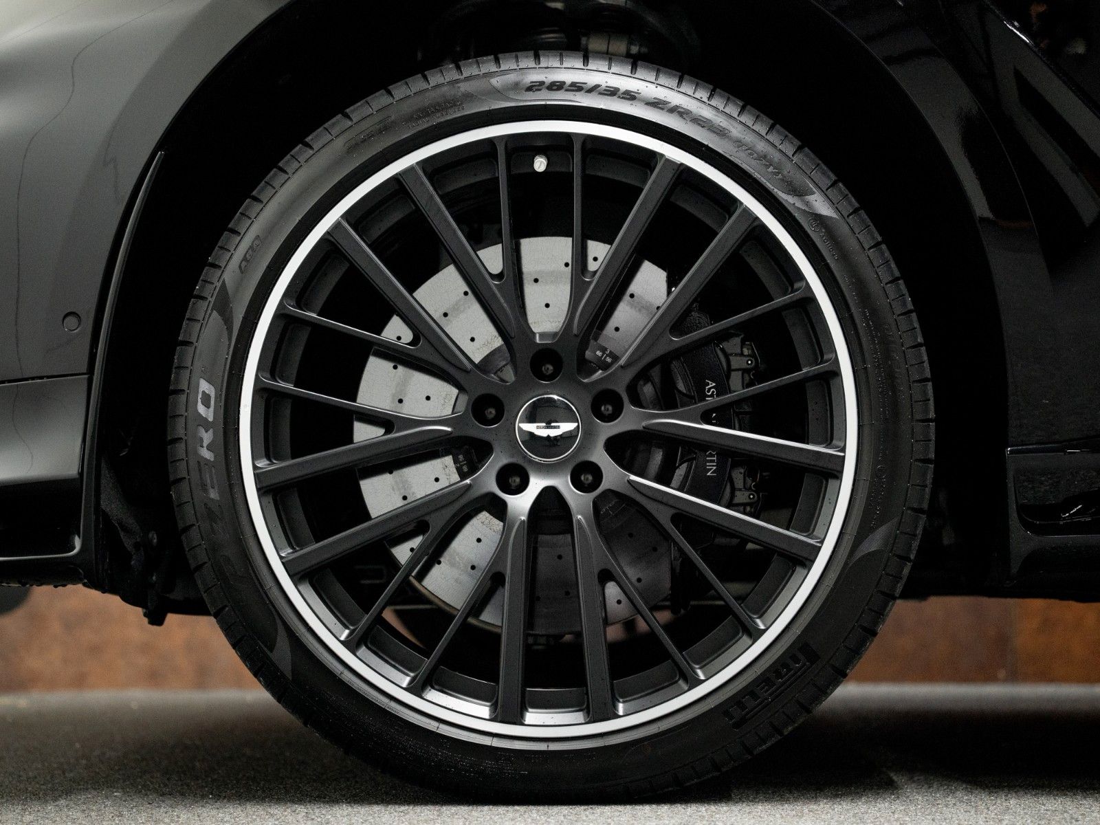 Aston Martin DBX 707 *Carbon*Sitzbelüftung*ACC*360*DesignPack foto 15
