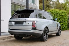 LAND ROVER Range Rover Vogue P400/ AHK/ STANDHZG./ PANO LAND ROVER Range Rover Vogue P400/ AHK/ STANDHZG./ PANO