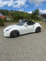 Nissan 370Z Roadster 3.7 Pack Automatik Pack, Invidia - weiße Nissan 370Z