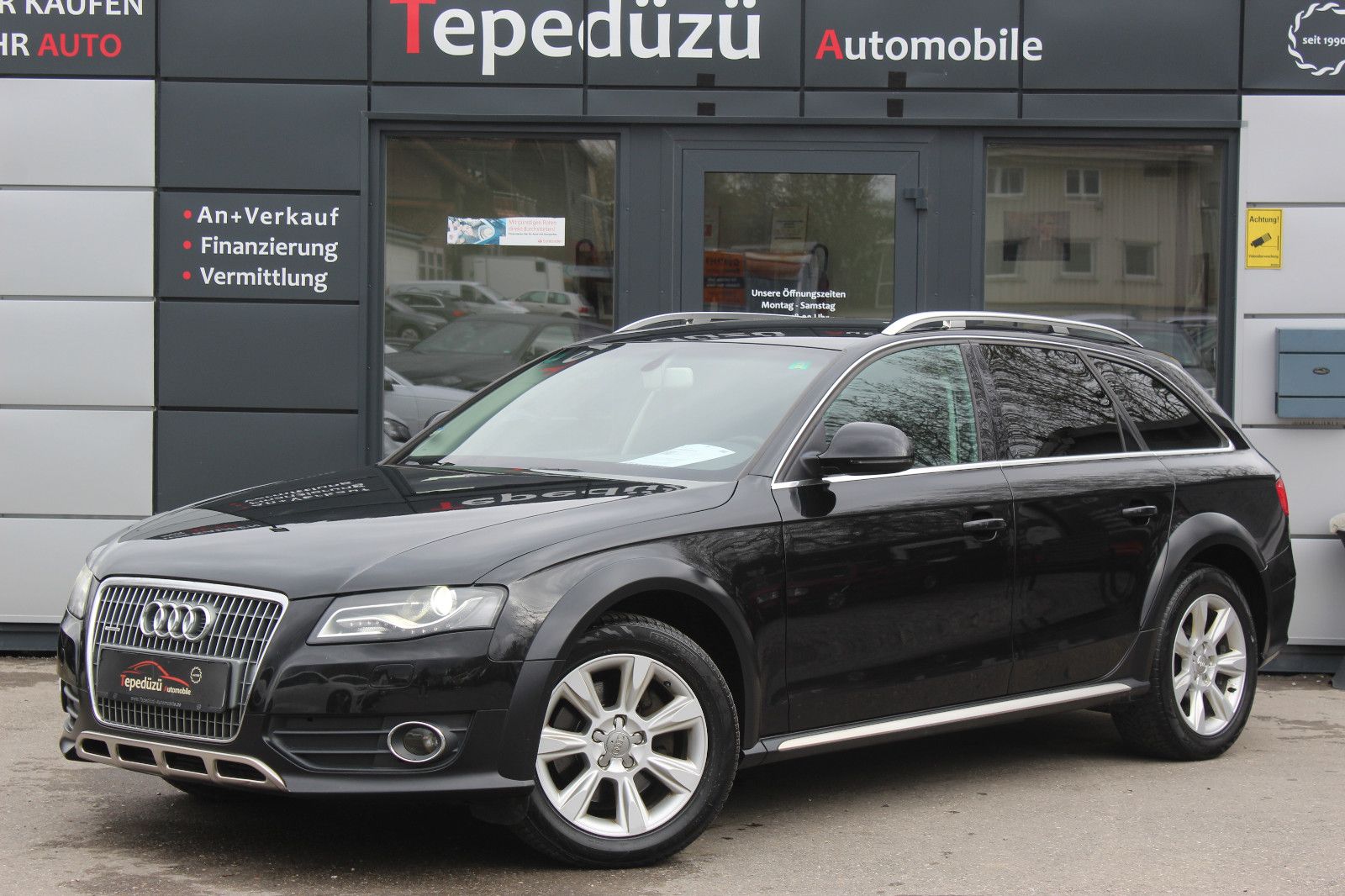 Audi A4 Allroad - 1