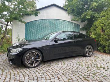 BMW M4 - 2