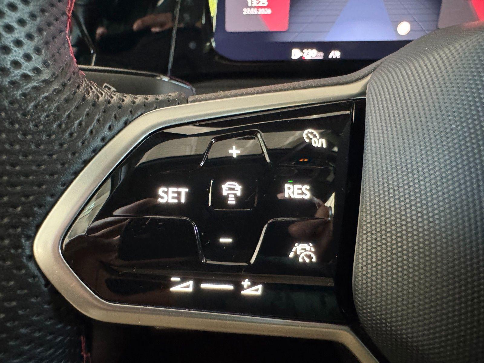Volkswagen Golf VIII GTI 2.0 TSI ACC KAMERA NAVI, миниатюра 9