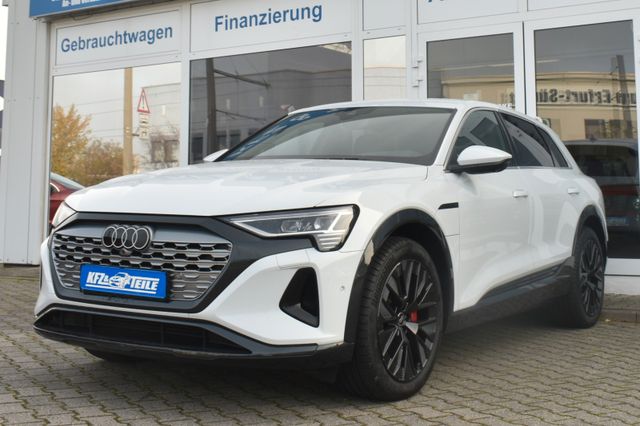 Audi Q8 e-tron DAB+ 1.Hand 4000 km S-Line Virtual