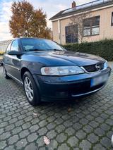 Opel Zu Verkaufen Opel Vectra B 1.8 Benzin  2001 - Opel Vectra aus 2001: 2.2