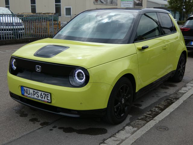HONDA e