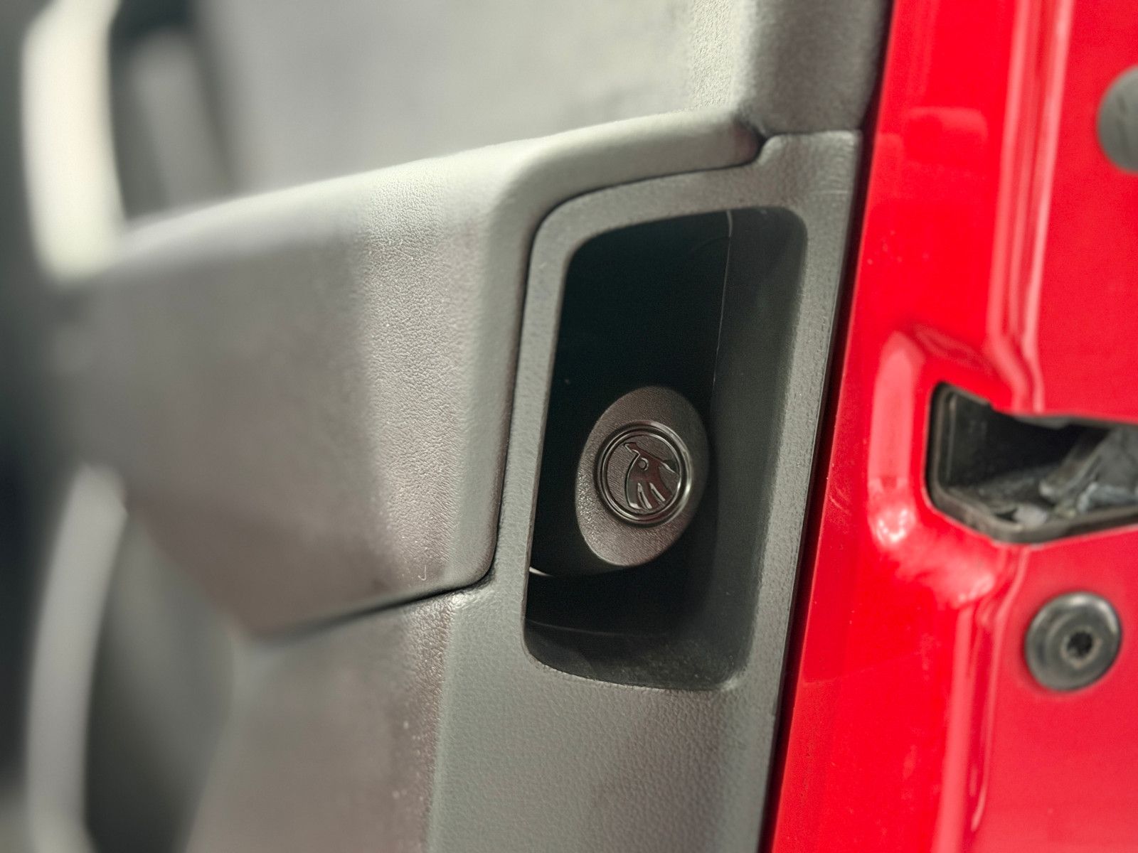Fahrzeugabbildung SKODA Kodiaq Ambition 4x4|7-SITZER|CANTON|PANO|AHK