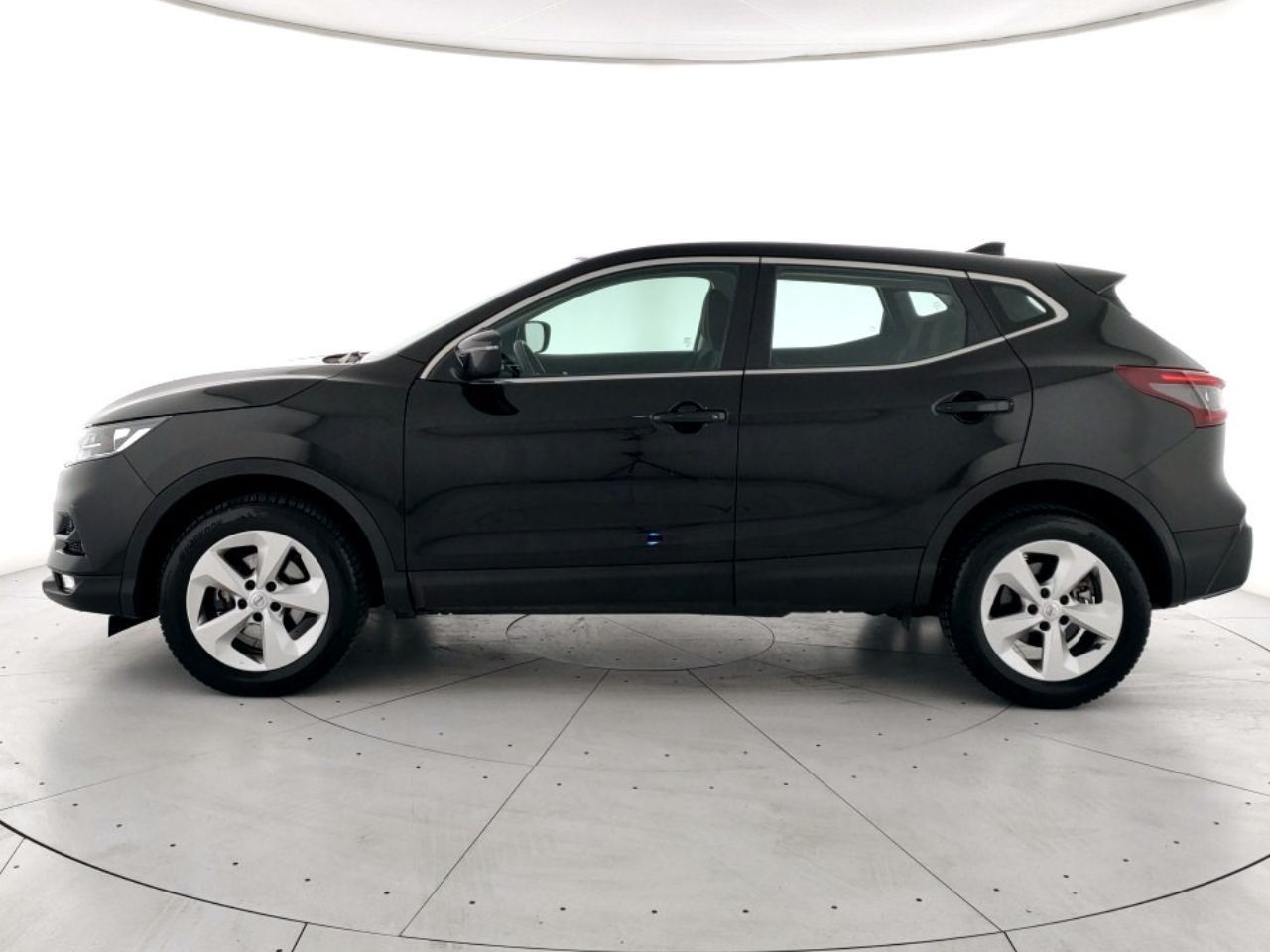 Nissan NISSAN Qashqai 1.3 dig-t Business 140cv imagem 2