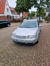 Volkswagen VW Bora 1.6 - Volkswagen Bora in Duisburg
