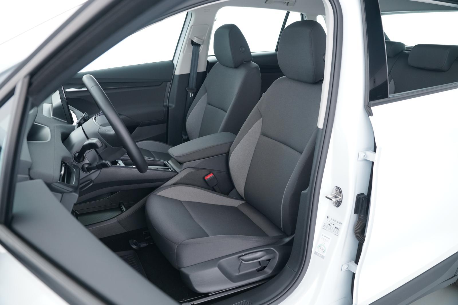 SKODA ELROQ - 50 TOUR STUDIO - 170 CV - BVA - CAMÉRA DE RECUL