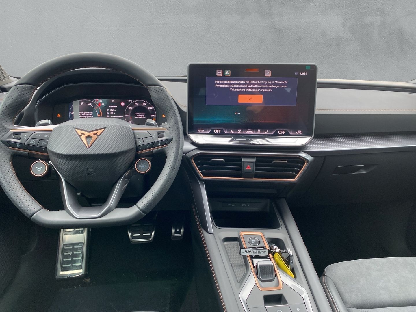 Fahrzeugabbildung CUPRA Leon ST 1.5 e-Hybrid 200 VZ*HD-Matrix*NAVI*AHK*