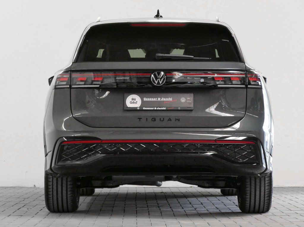 Fahrzeugabbildung Volkswagen Tiguan 2.0 TDI R-Line AHK Matrix Kamera AppConne
