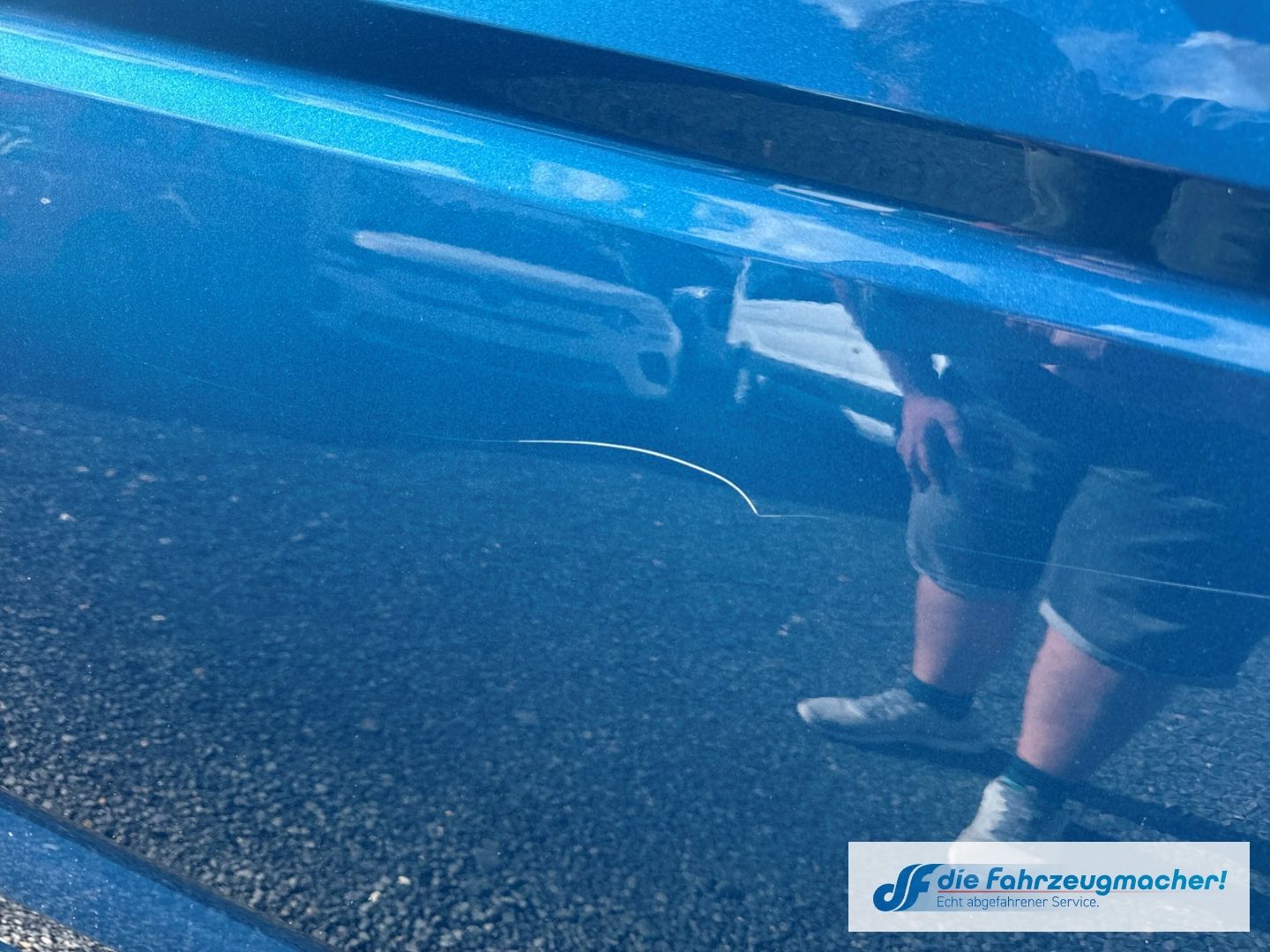 Fahrzeugabbildung Volkswagen Touran Highline 2,0TDi Pano *EXPORT