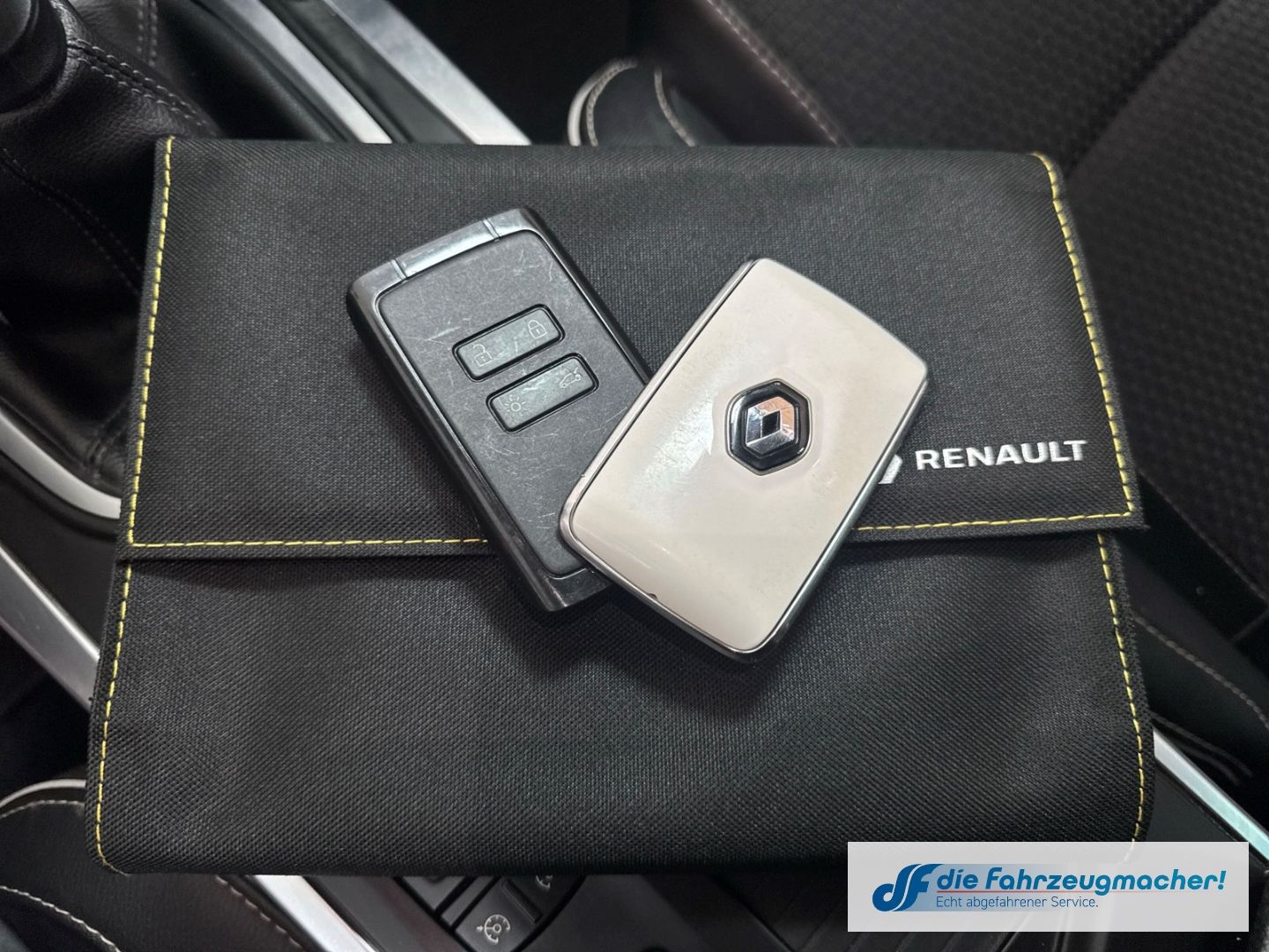 Fahrzeugabbildung Renault Megane IV Grandtour BOSE-Edition 1.2 TCe 130 Ene