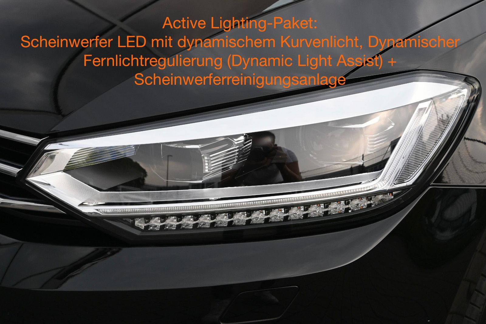 Fahrzeugabbildung Volkswagen Touran 1.5 TSI DSG °ACC°AHK°PANO°STHEIZ°DYNAUDI°