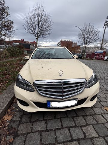 Mercedes-Benz E 200 CDI T BlueEFFICIENCY AVANTGARDE