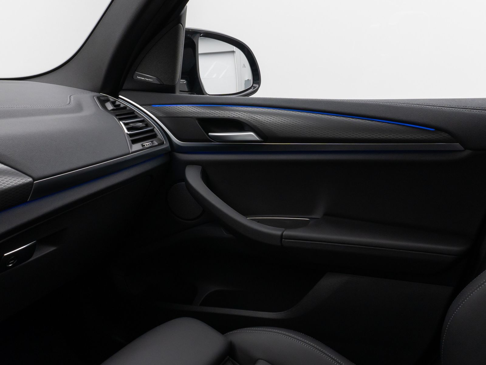 Fahrzeugabbildung BMW X3 M40i  Kamera Laser HUD DAB H/K ACC Komfort