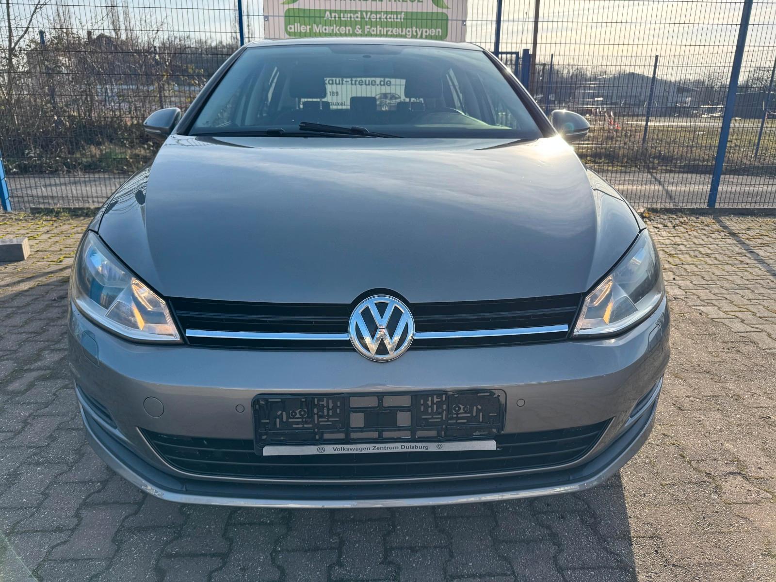 Volkswagen Golf VII Lim. Trendline BMT Tüv Neu