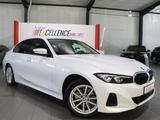 BMW 320d LIMOUSINE xDrive BUSINESS / CURVED / LED - BMW 320 Gebrauchtwagen