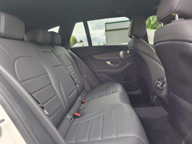 MERCEDES-BENZ C 300 — Foto 23