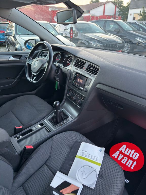 VW Golf - Bild 16