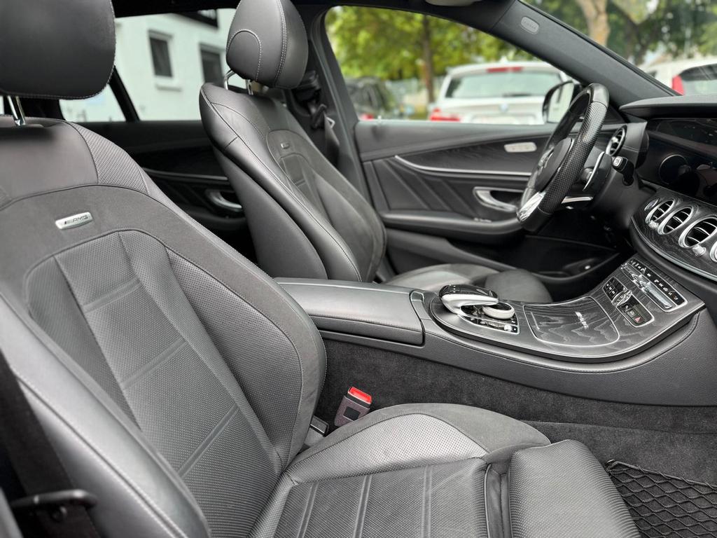 Mercedes-Benz E 63 AMG