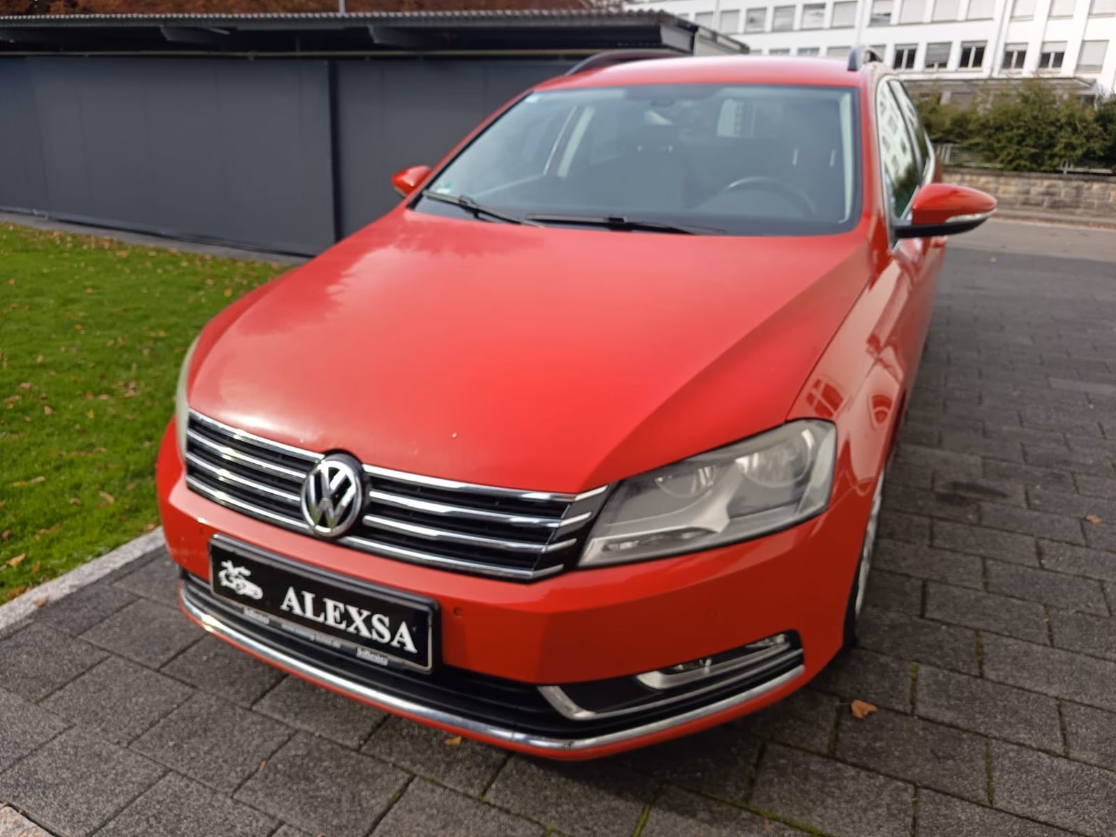 Volkswagen Passat 2012 — engine 1.968 cm³, 170 HP (125kW)