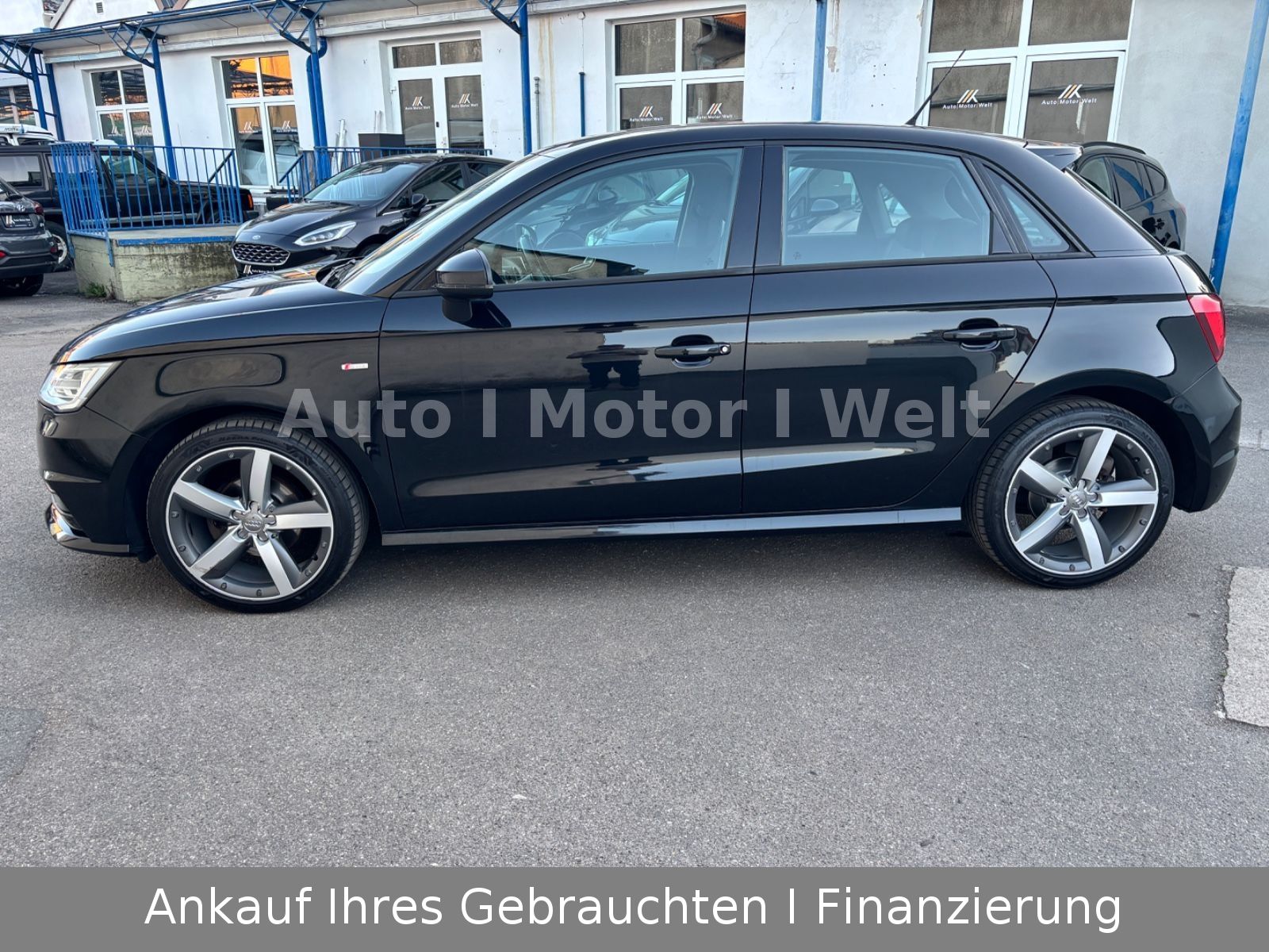 Fahrzeugabbildung Audi A1 Sportback S-LINE 17"ALU/XENON/SHZ/PDC