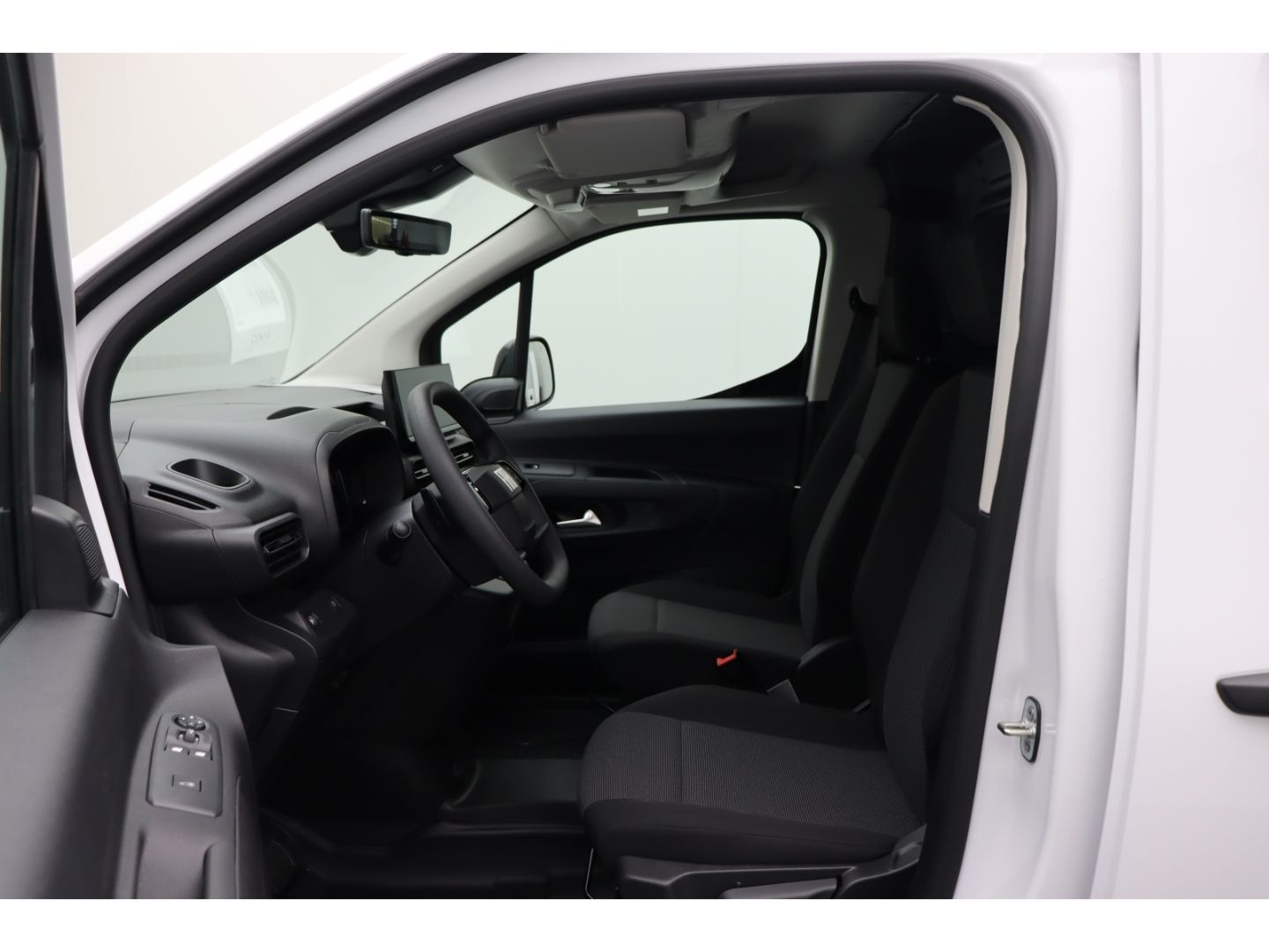 Fahrzeugabbildung Fiat  E- Doblò Kastenwagen XL 100 kW