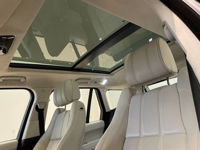 Fahrzeugabbildung Land Rover Range Rover P510 5.0 V8 Autobiography  Head-Up