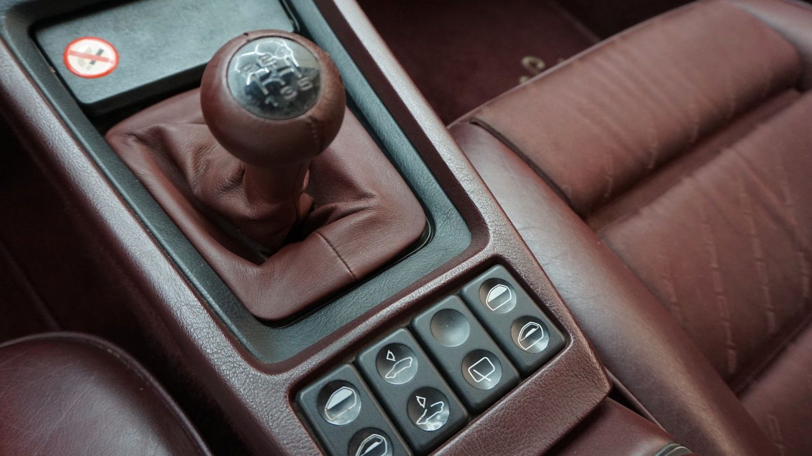 Fahrzeugabbildung Porsche 928 S4 Zahnriemen neu ex Brun Racing Schweiz