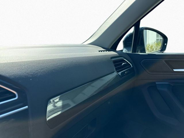 Tiguan 2.0 TDI DSG Urban Sport 4M LED+PANO+KAM+A