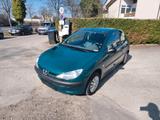 Peugeot 206 - Peugeot 206: Grün