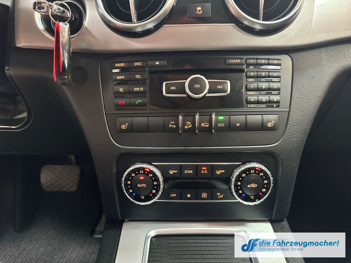 Fahrzeugabbildung Mercedes-Benz GLK 220 CDI BlueEfficiency 4Matic  Klima e-Sitze