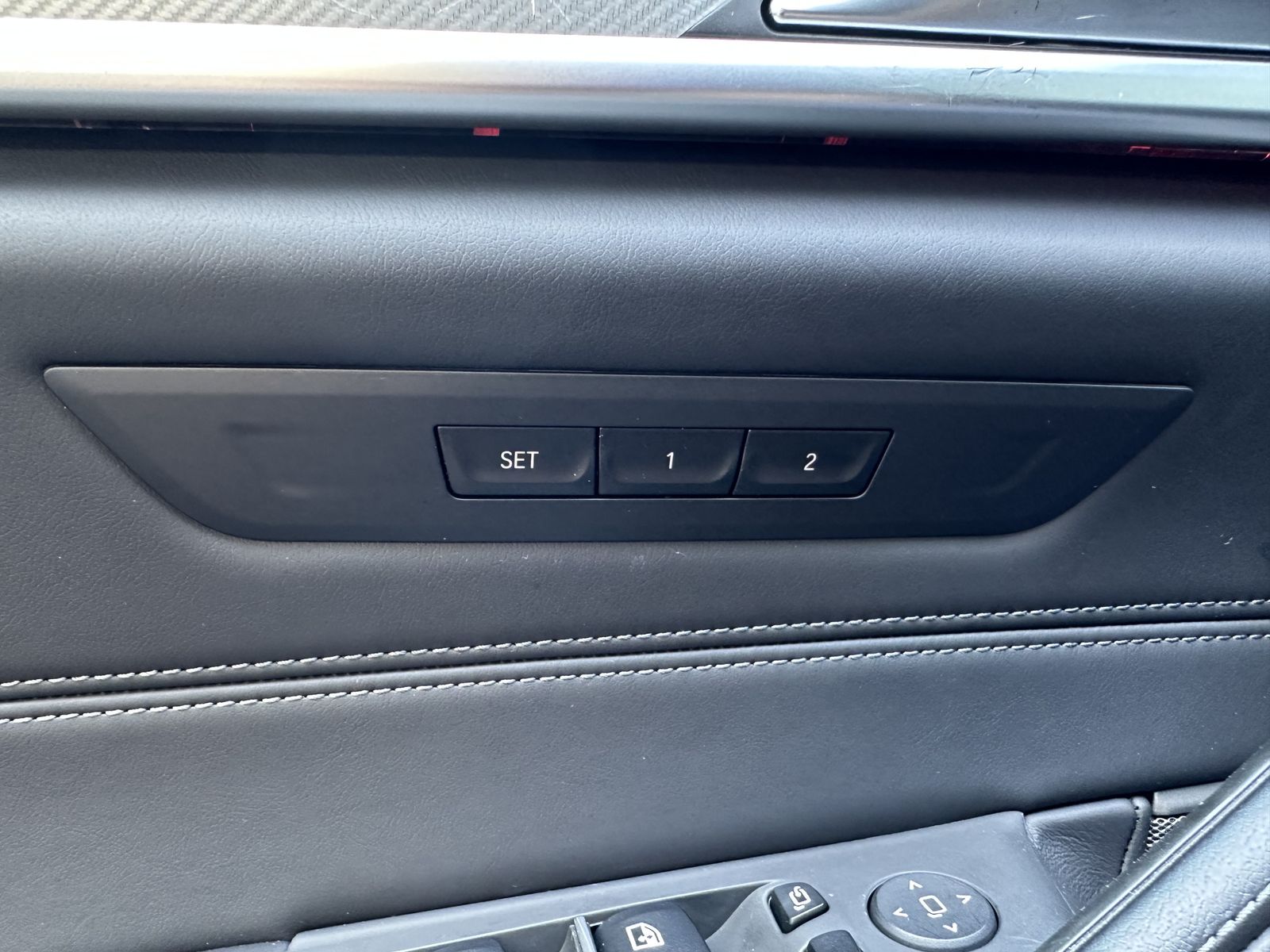 Fahrzeugabbildung BMW M5 Competition NAV+LED+KERAMIK+KAMERA+20ZOLL+1HD