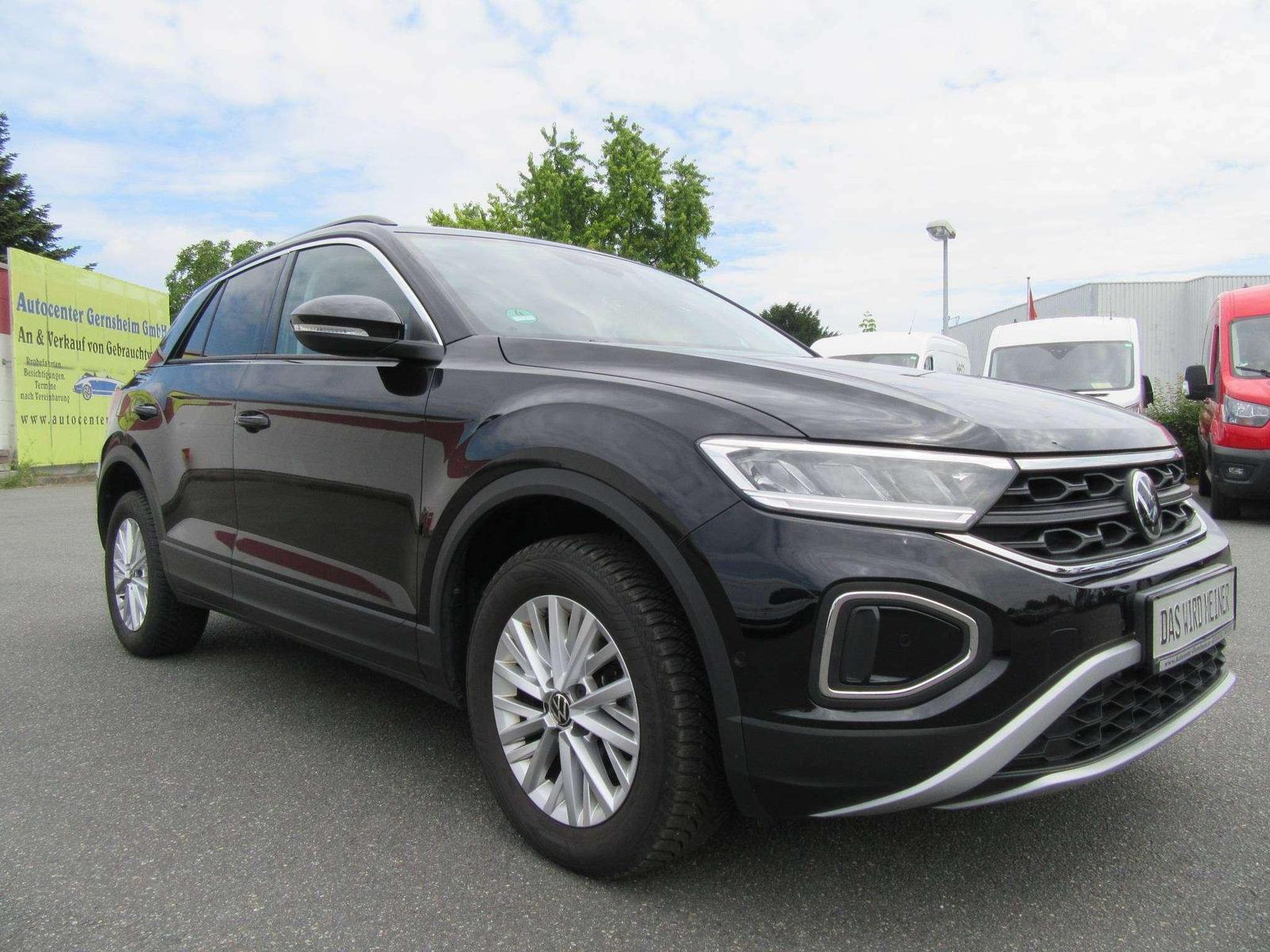 Volkswagen T-Roc Life 1.0,