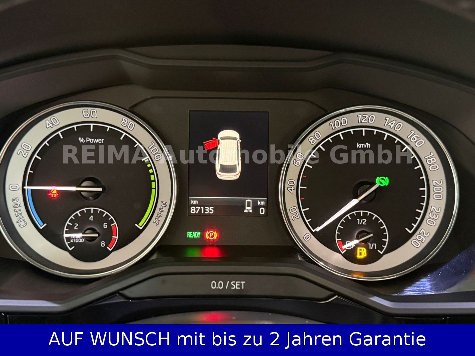 Fahrzeugabbildung SKODA Superb Combi L&K iV Hybrid, Matrix,SOH 94,1 %