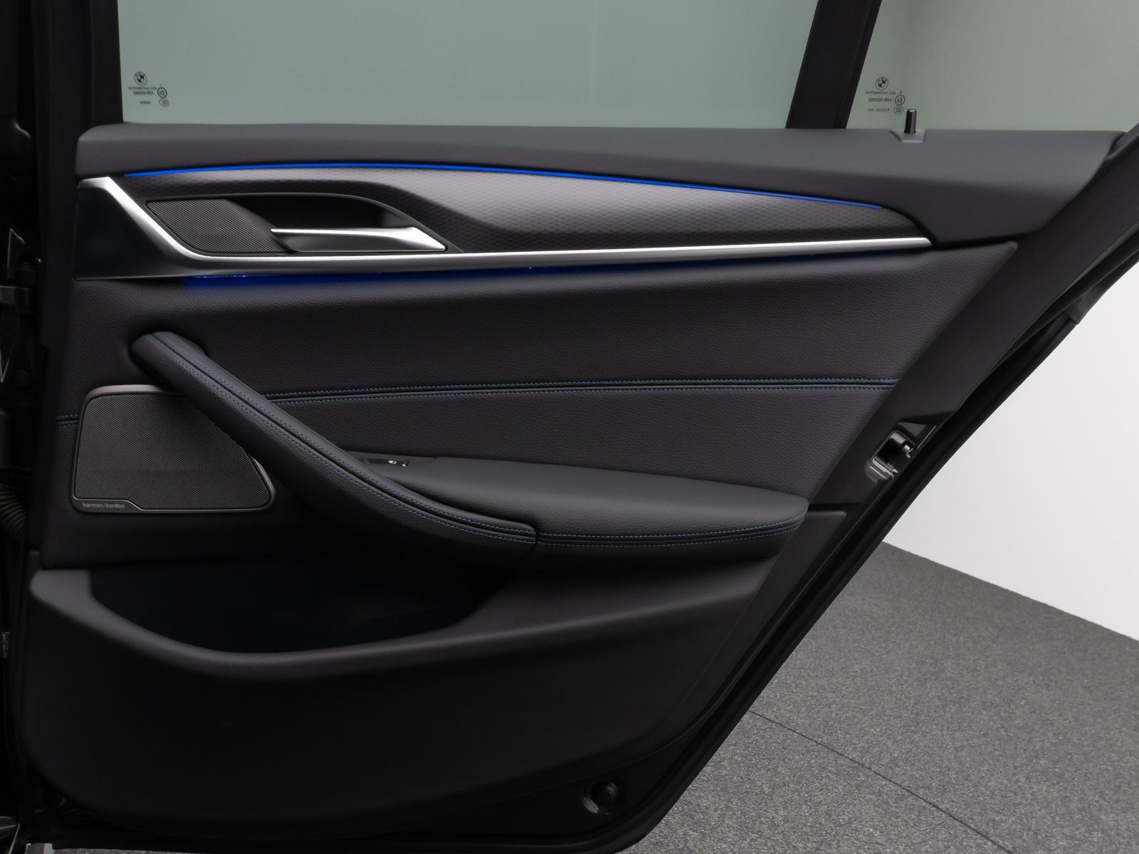 Fahrzeugabbildung BMW 540d xD M Sport Kamera Laser HUD DAB H/K Komfort