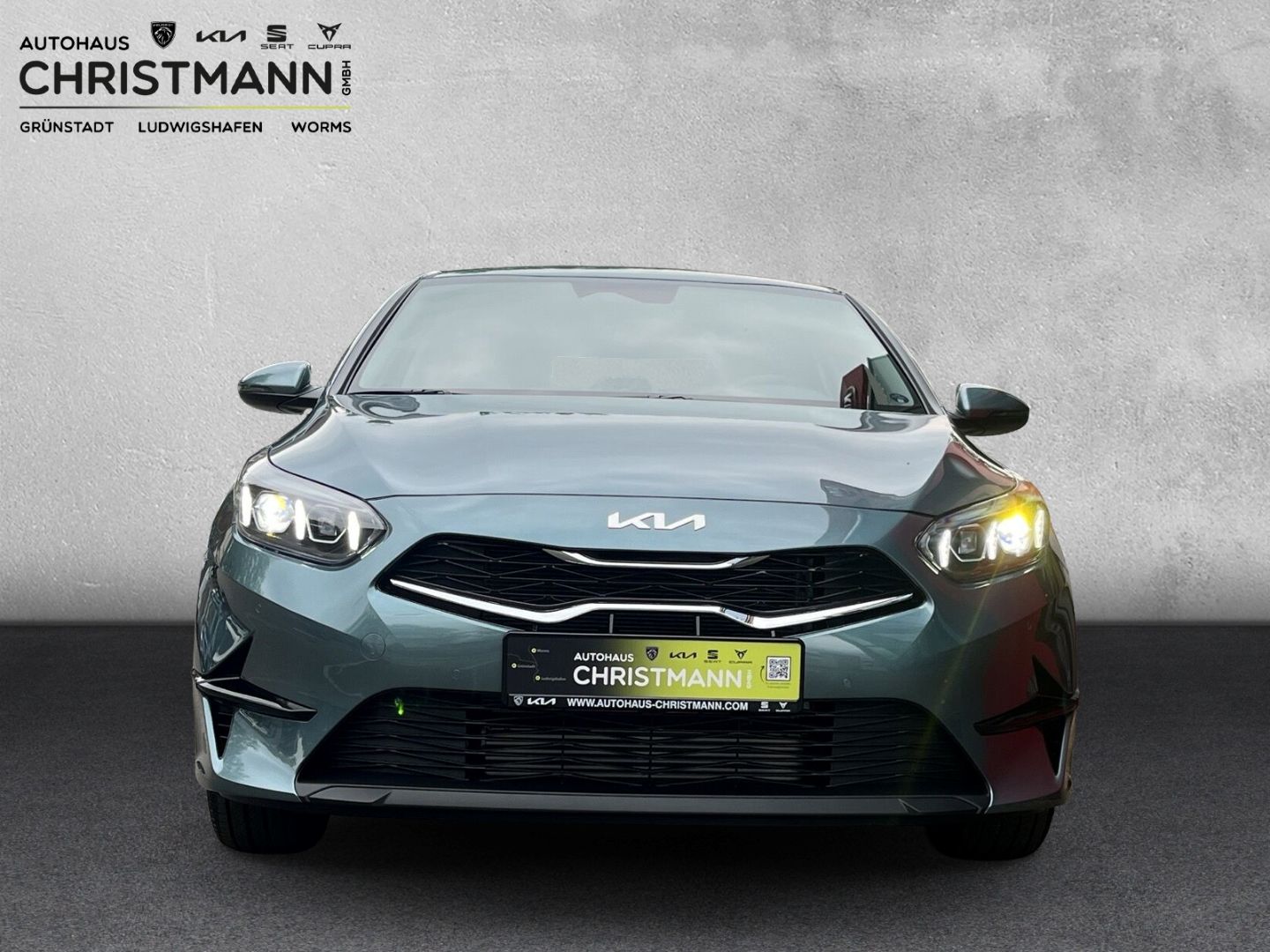 Fahrzeugabbildung Kia Ceed ULTIMATE EDITION 1.0 T-GDI  *STYLE-PAKET*