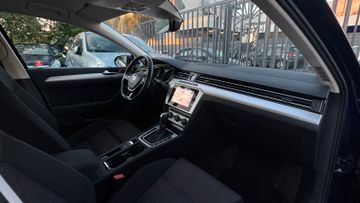 Volkswagen Passat Variant - 12