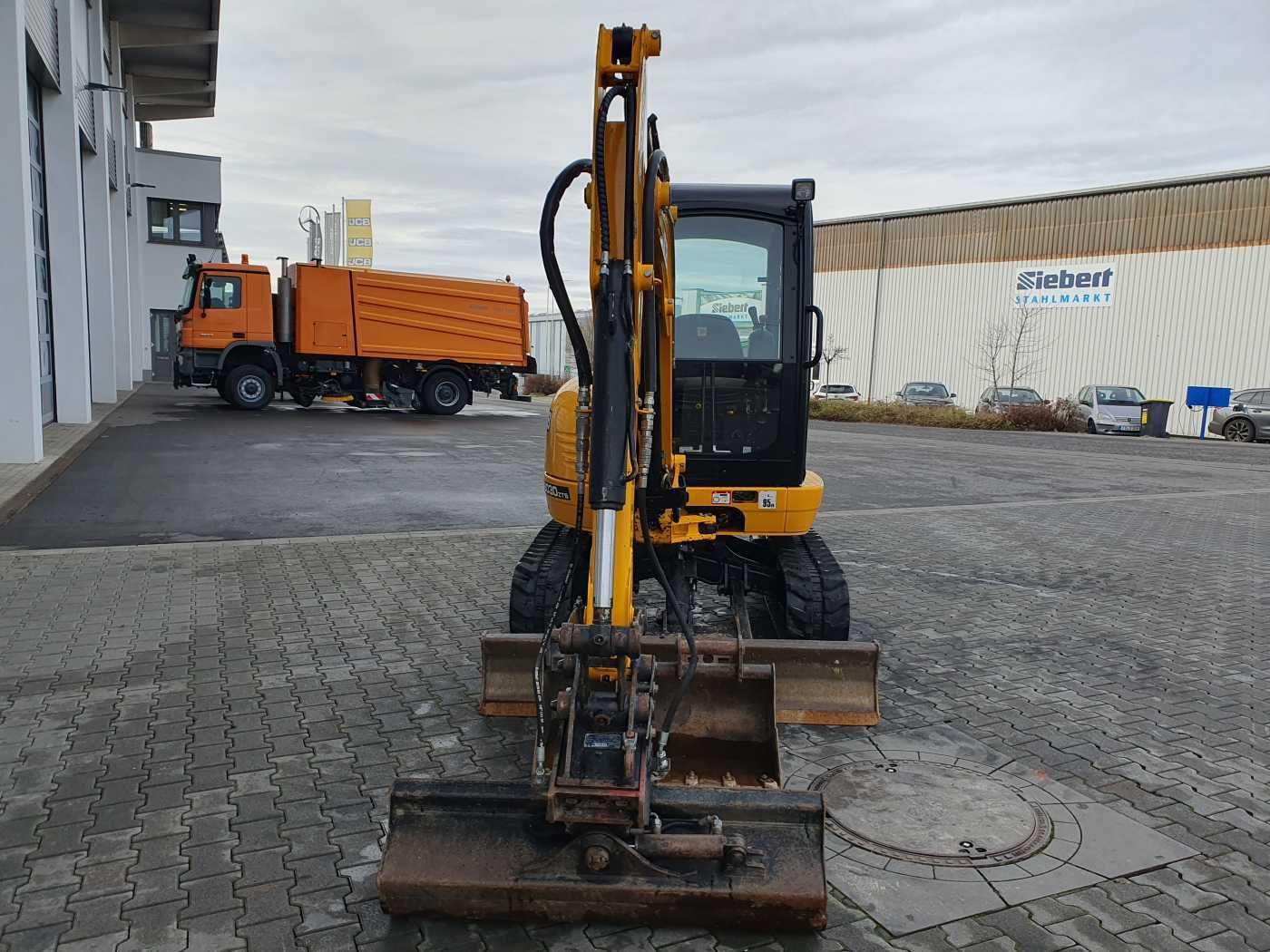 Fahrzeugabbildung JCB 8030 ZTS / MS03 / 1.750h / 2019 / Löffelpaket