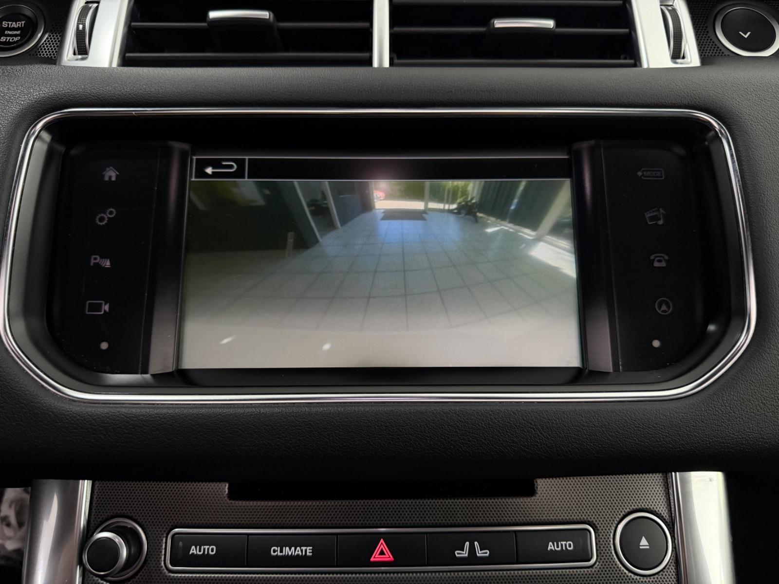 LAND ROVER RANGE ROVER SPORT RR SDV6 306CH - BVA - AUTOBIOGRAPHY - MERIDIAN - TOIT OUVRANT PANORAMIQUE