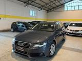 Audi A4 2.0 TDI 143CV 2011 S-Line - Audi A4: Kombi, 143