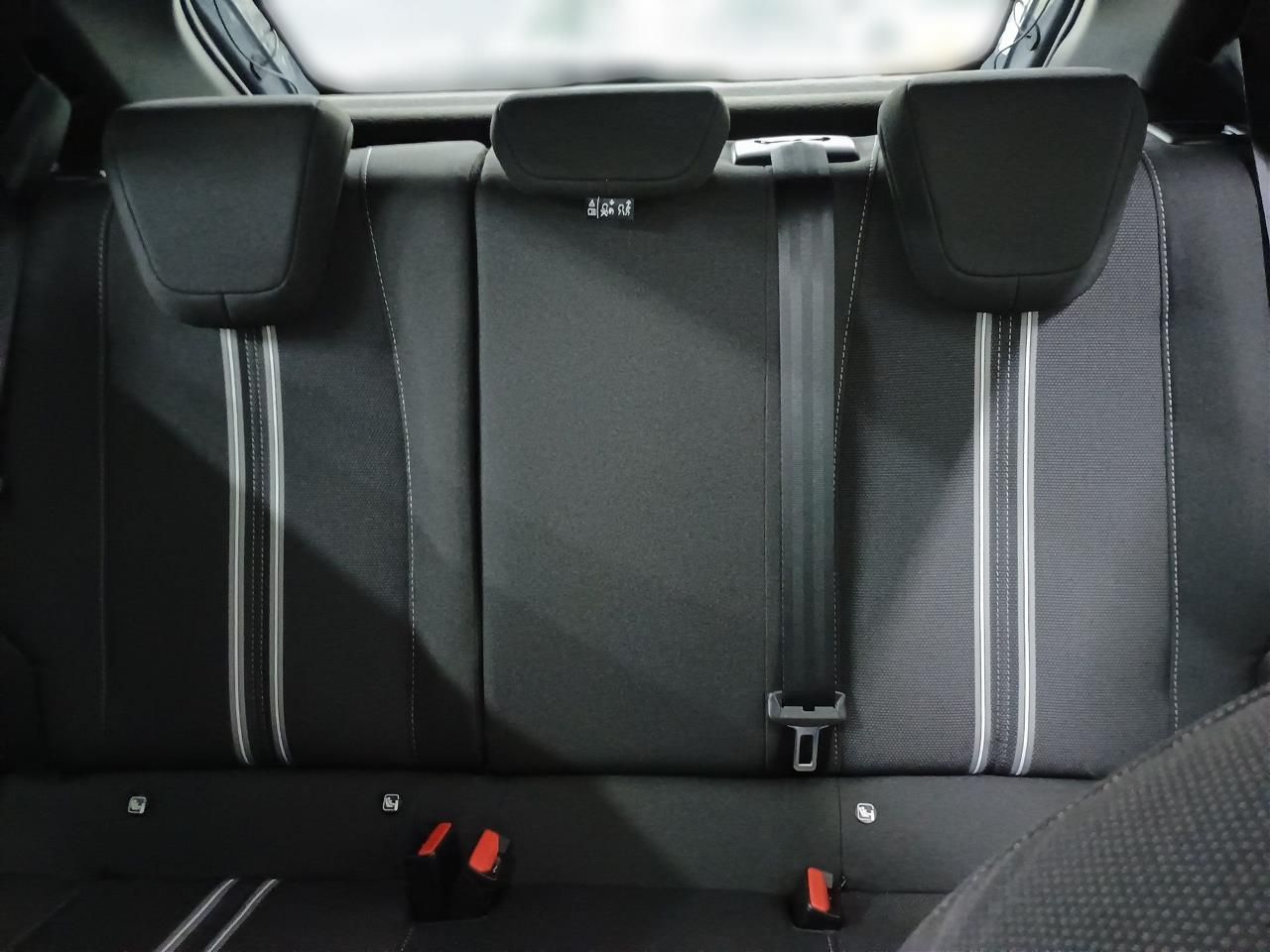 Fahrzeugabbildung Opel Corsa F GS 1.2 Turbo 74KW