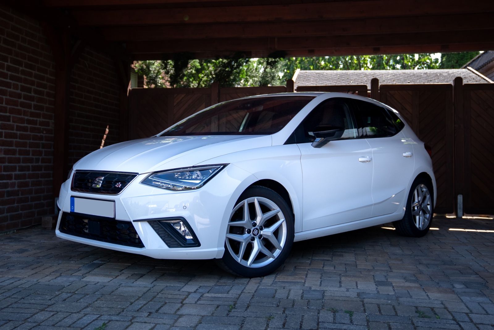 SEAT IBIZA FR 115PS *LED* *FullLink*