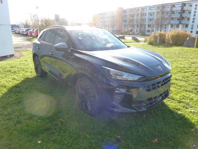 Fahrzeugabbildung CUPRA Terramar VZ 1.5 e-Hybrid DSG + Panorama