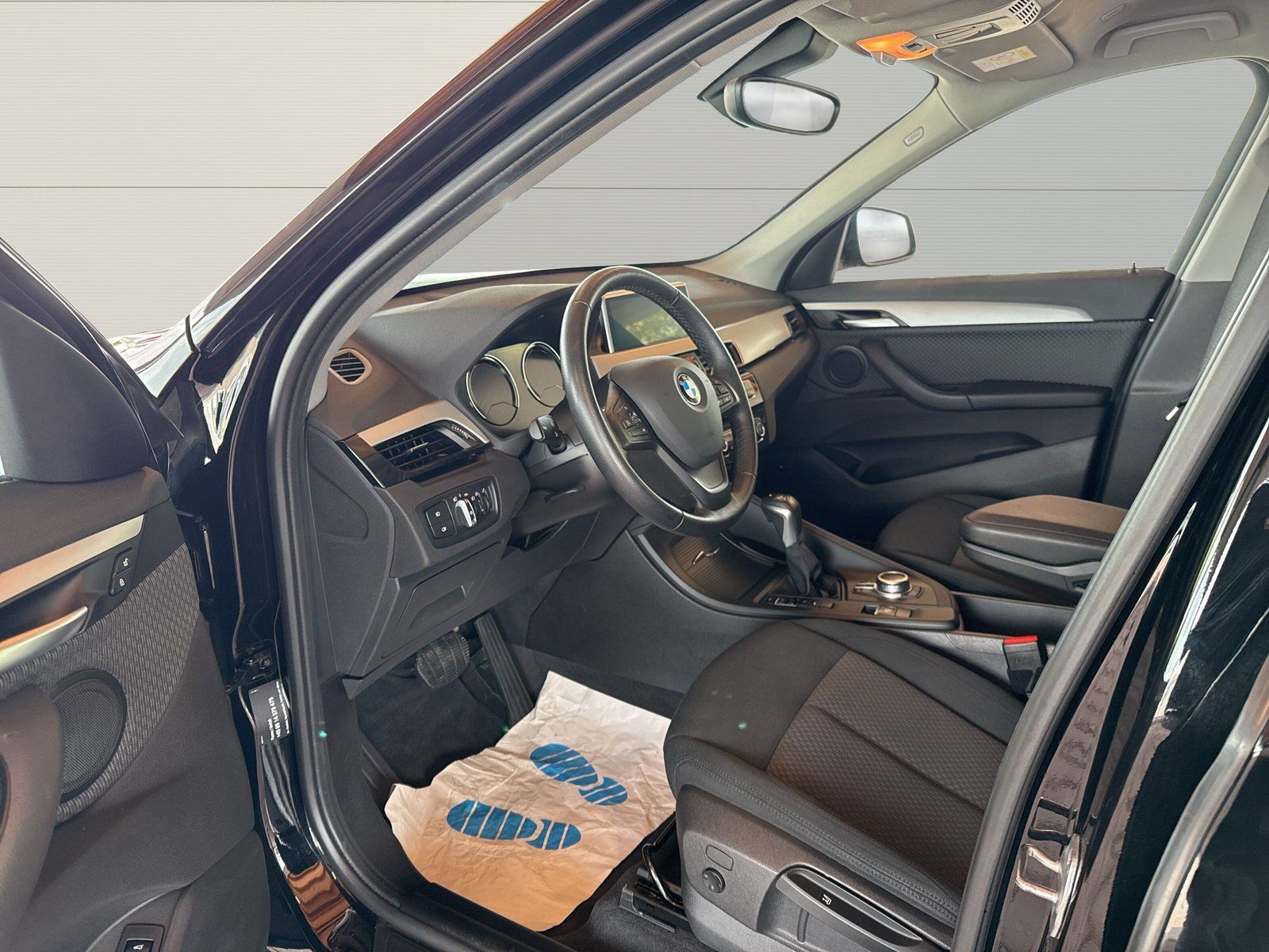 BMW X1 xDrive 25e Advantage 4x4+Navi+PDC+ParkAss+LM foto 8