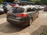 Ford Mondeo Turnier Titanium Automatik/Panorama/ - Ford Mondeo mit Benzin-Antrieb