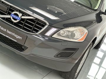 Fahrzeugabbildung Volvo XC60 D5 AWD Summum Kamera Navi BiXenon Leder